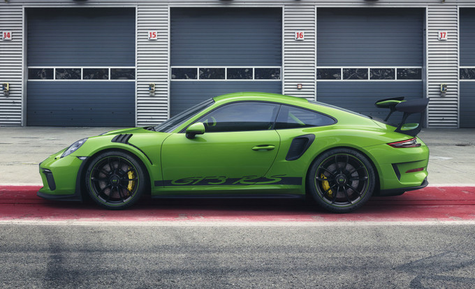 Bộ sưu tập ôtô hiệu suất cao sắp ra mắt thế giới